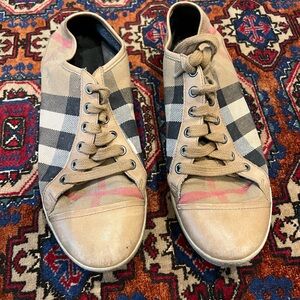 Burberry Sneakers